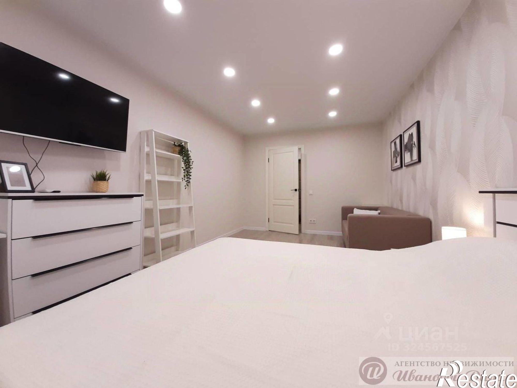 Сдать квартиру за 40 000 рублей на Революционная улица, 101В к2