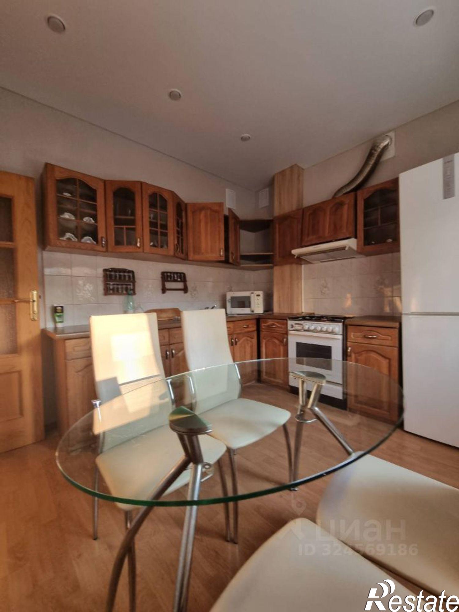 Сдать квартиру за 40 000 рублей на пр-кт Масленникова, 20