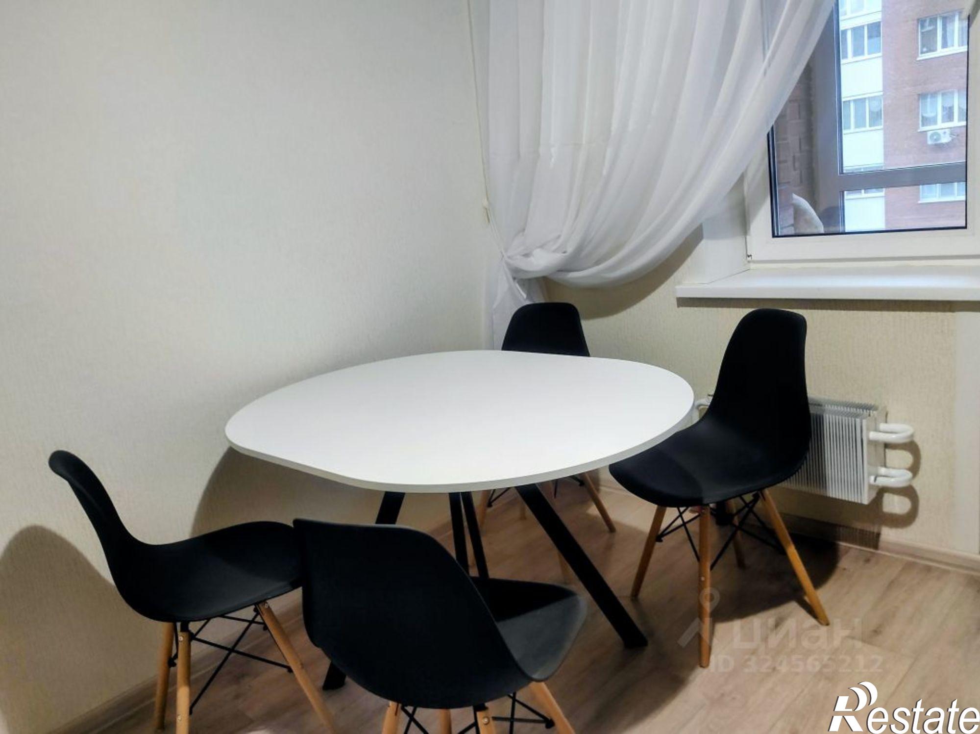 Сдать квартиру за 28 000 рублей на 1-й кв-л, 34