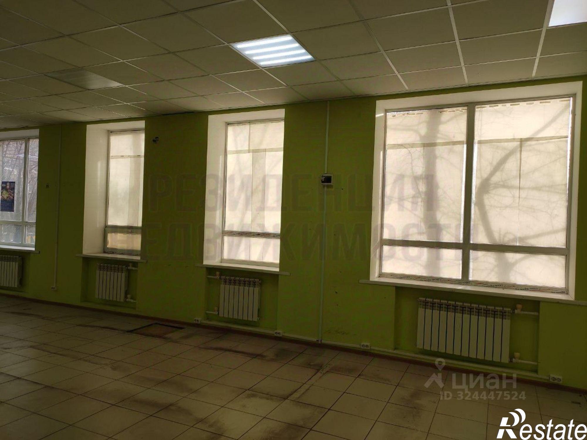 Сдать торговое помещение за 118 800 рублей на ул Партизанская, 171