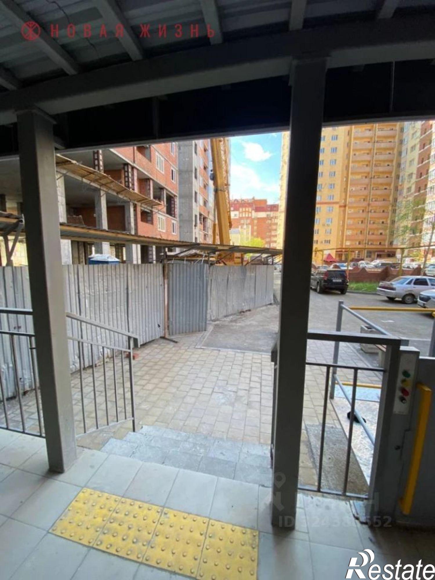 Купить квартиру за 10 000 000 рублей на Садовая улица, 168