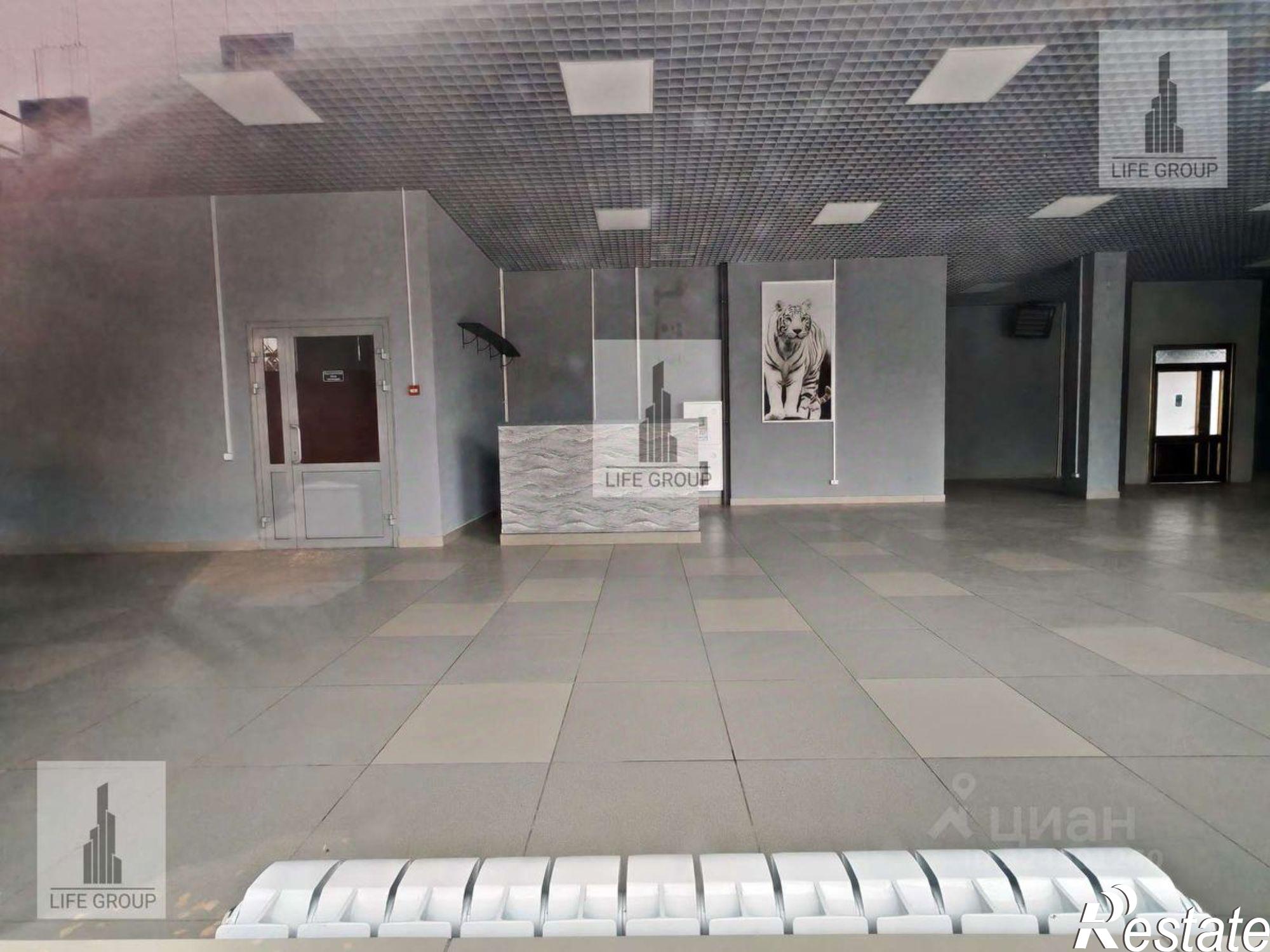 Сдать торговое помещение за 200 002 рублей на Новокуйбышевск