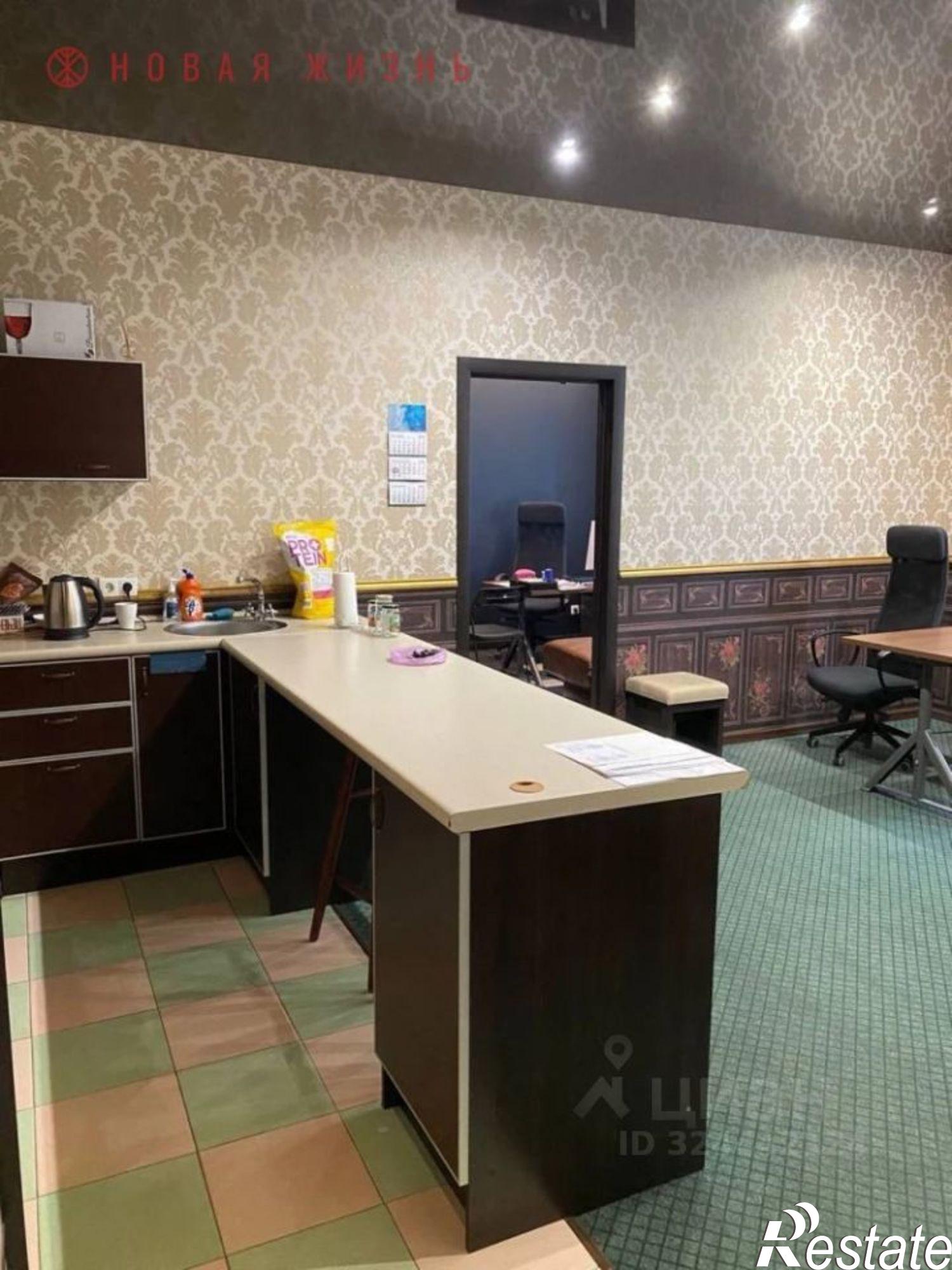 Купить помещение свободного назначения за 13 500 000 рублей на ул Аэродромная, 99а