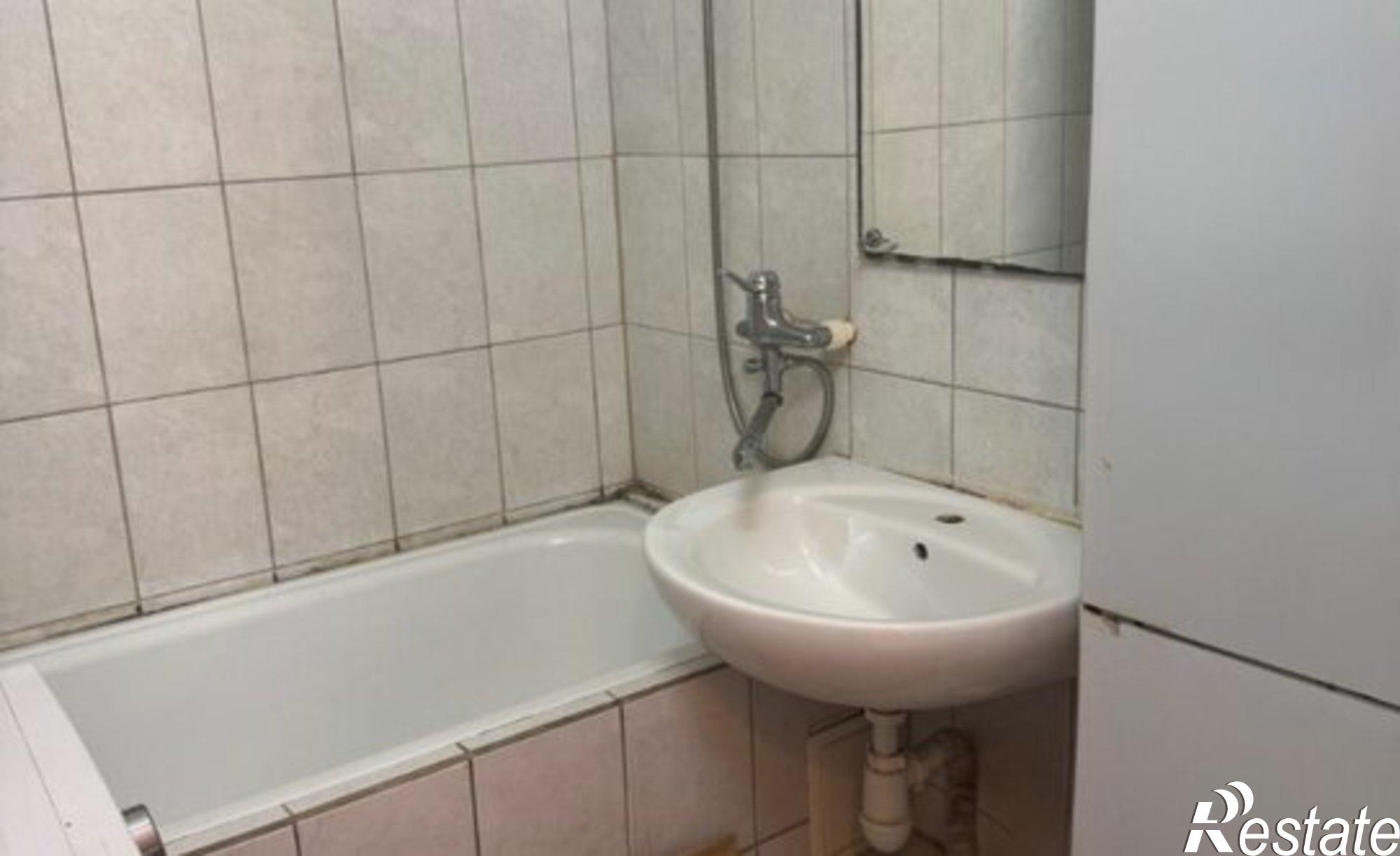 Купить квартиру за 3 850 000 рублей на пр-кт Кирова, 284