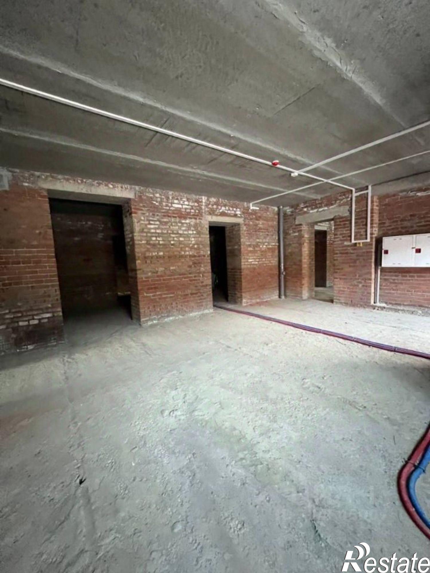 Купить торговое помещение за 4 808 550 рублей на Коломенский пер, 1