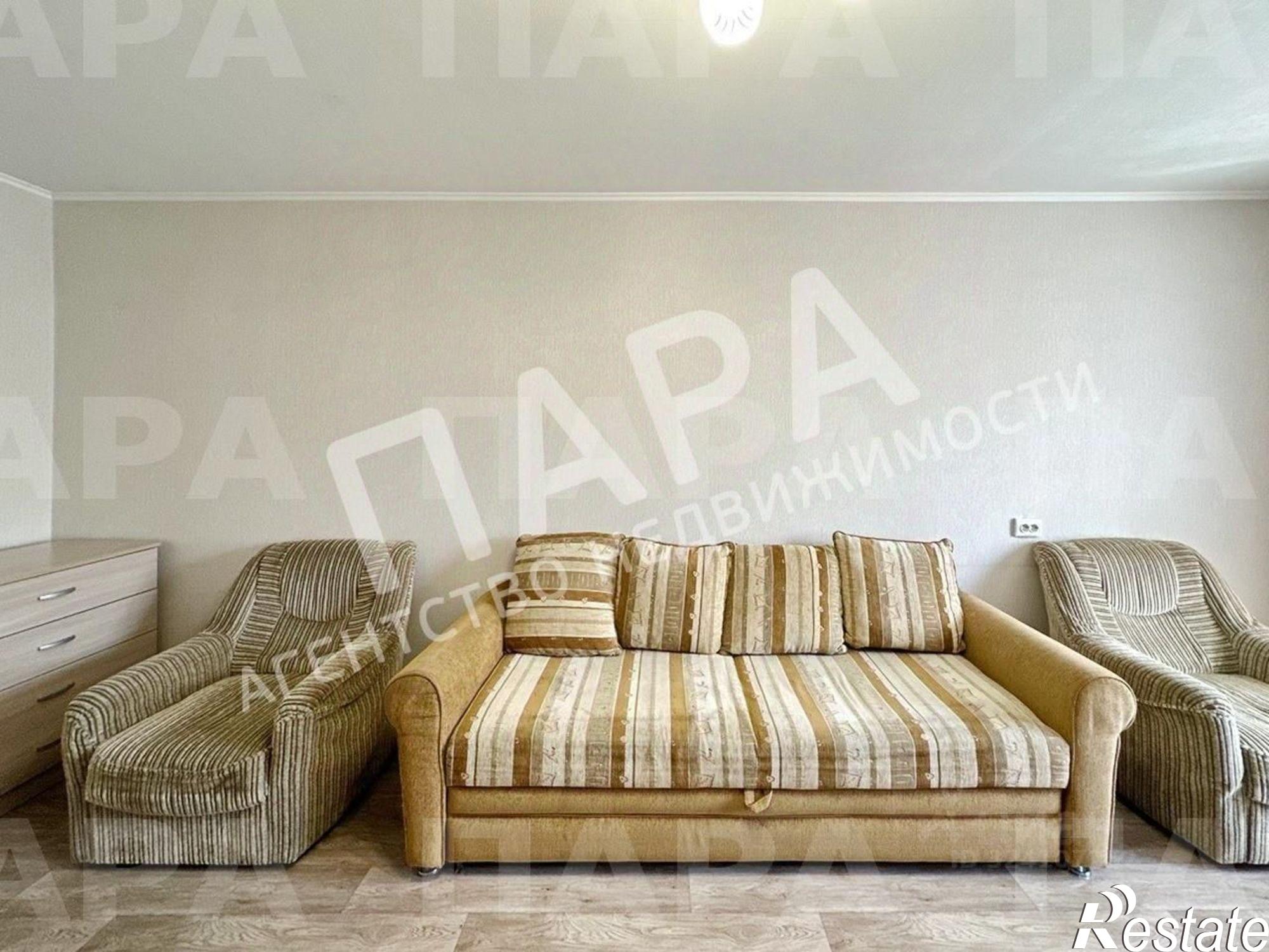 Сдать квартиру за 28 000 рублей на пер Карякина, 1