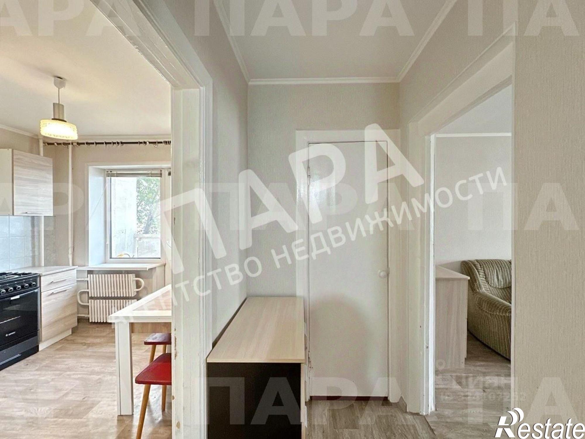 Сдать квартиру за 28 000 рублей на пер Карякина, 1