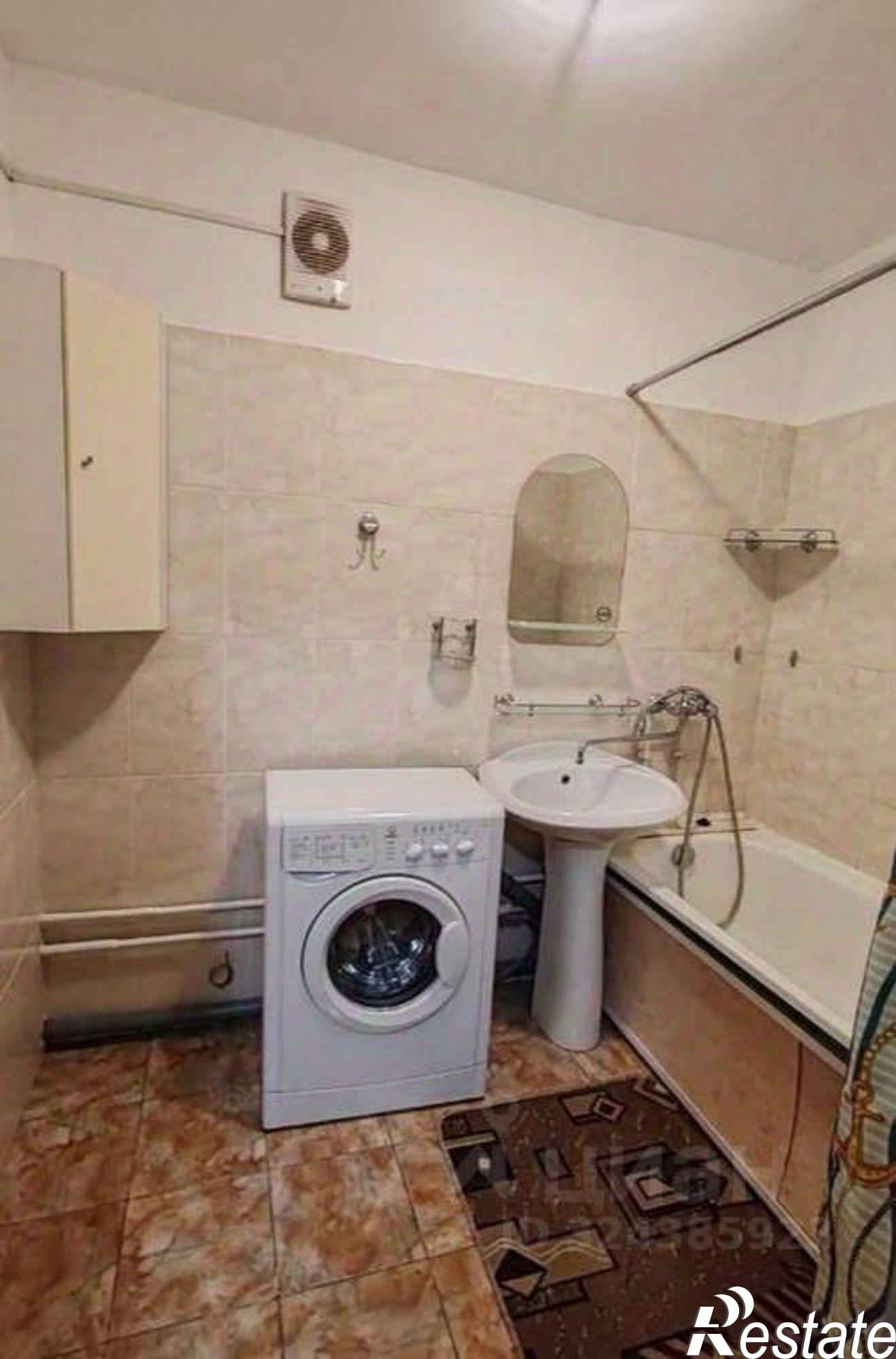 Сдать квартиру за 33 000 рублей на ул Карбышева, 67а