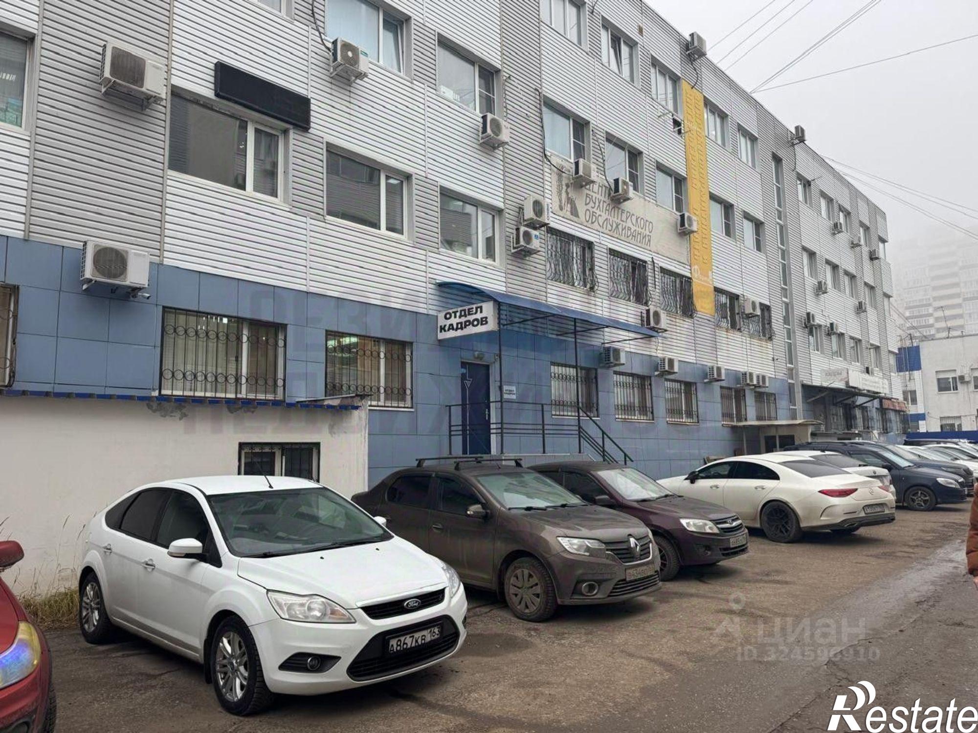 Купить офис, помещение под офис за 25 000 200 рублей на Революционная улица, 70 лит2