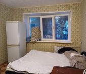 комната 30 кв м Среднесадовая улица, 32