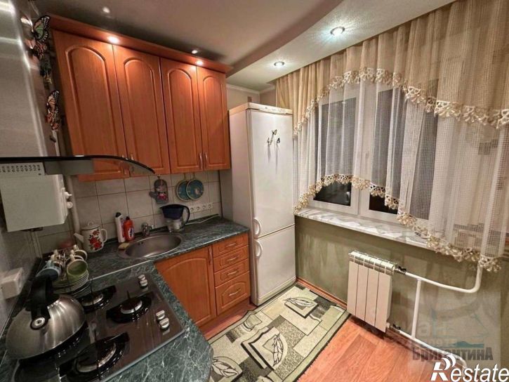 2-комн квартира улица Александра Матросова, 96,  д. 96