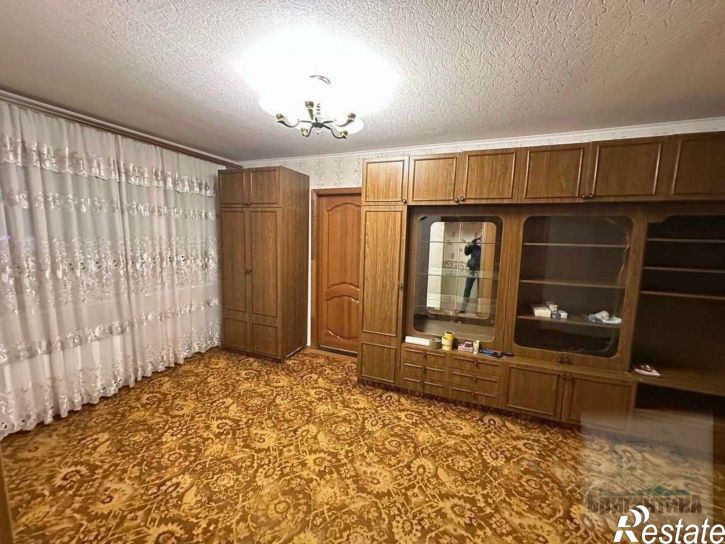 2-комн квартира улица Александра Матросова, 96,  д. 96