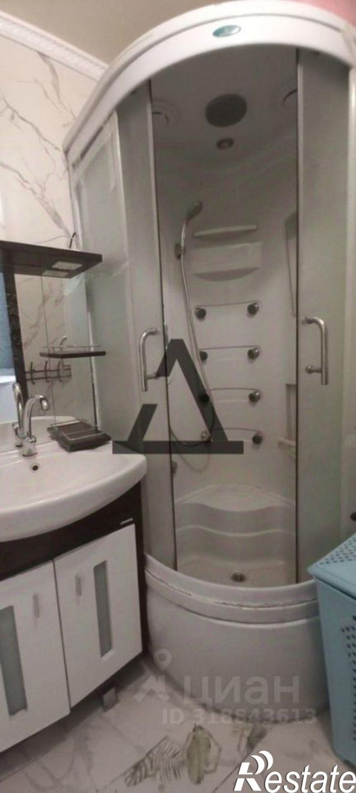 3-комн квартира проспект Кирова, 51Б,  д. 51Б