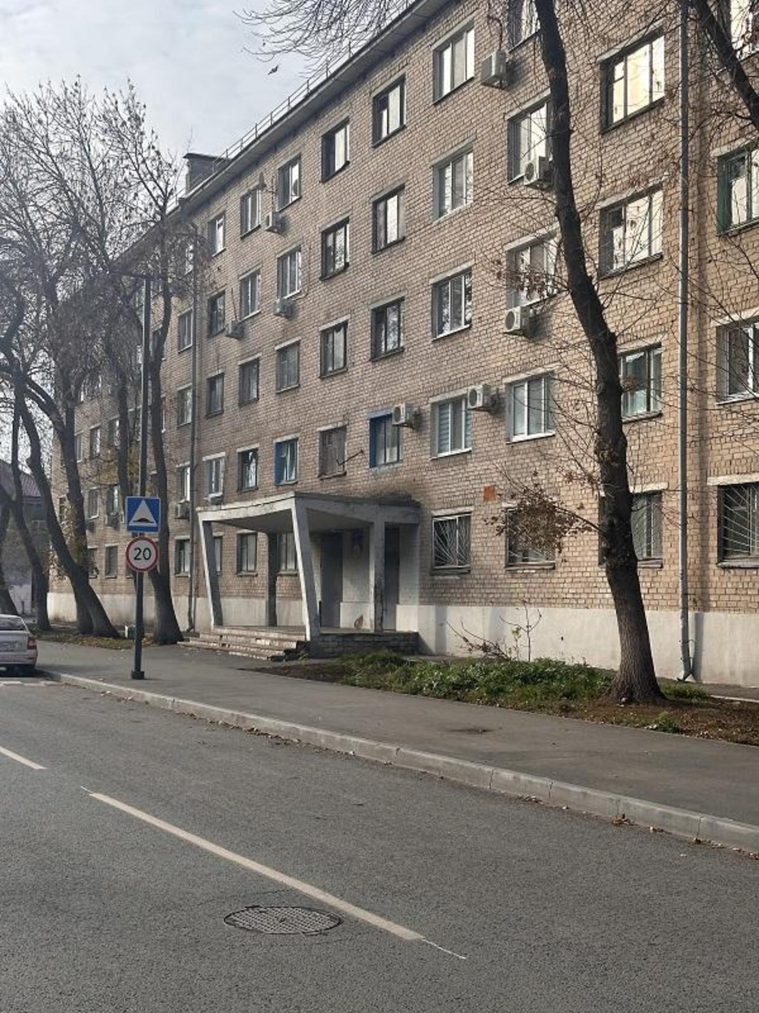 Купить комнату за 1 900 000 рублей на Чернореченская улица, 12