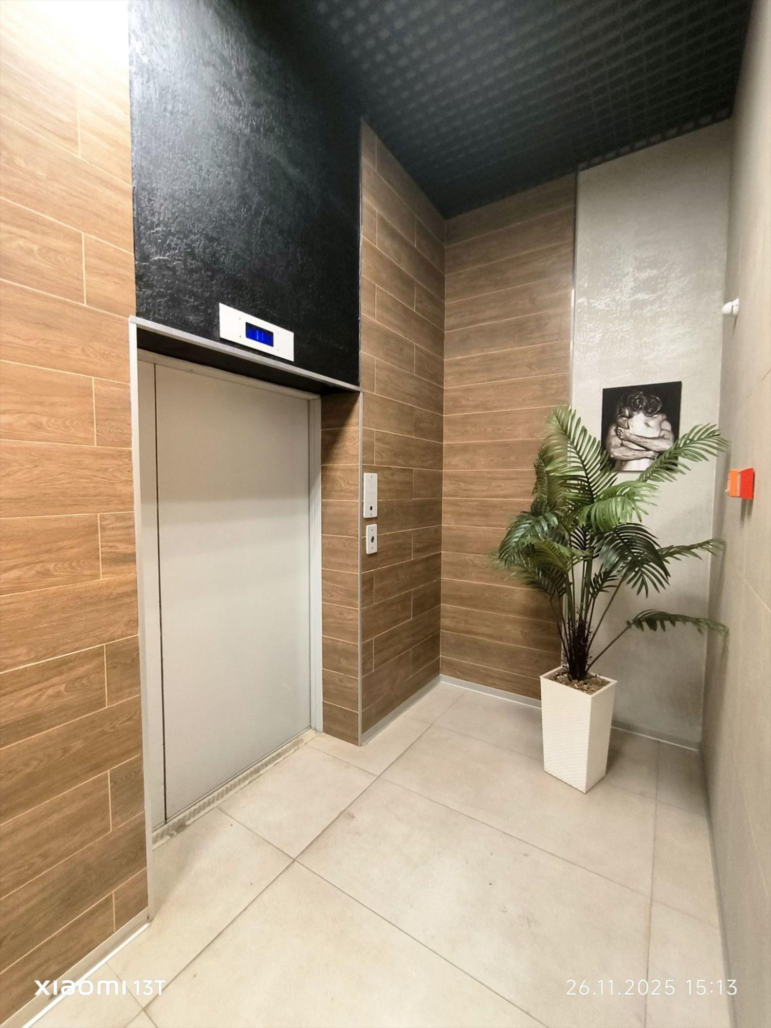 Купить квартиру за 12 550 000 рублей на Киевская улица, 6к2