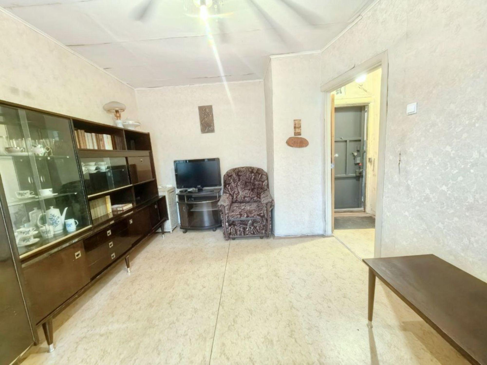 Купить квартиру за 2 250 000 рублей на Александра Матросова улица, 21