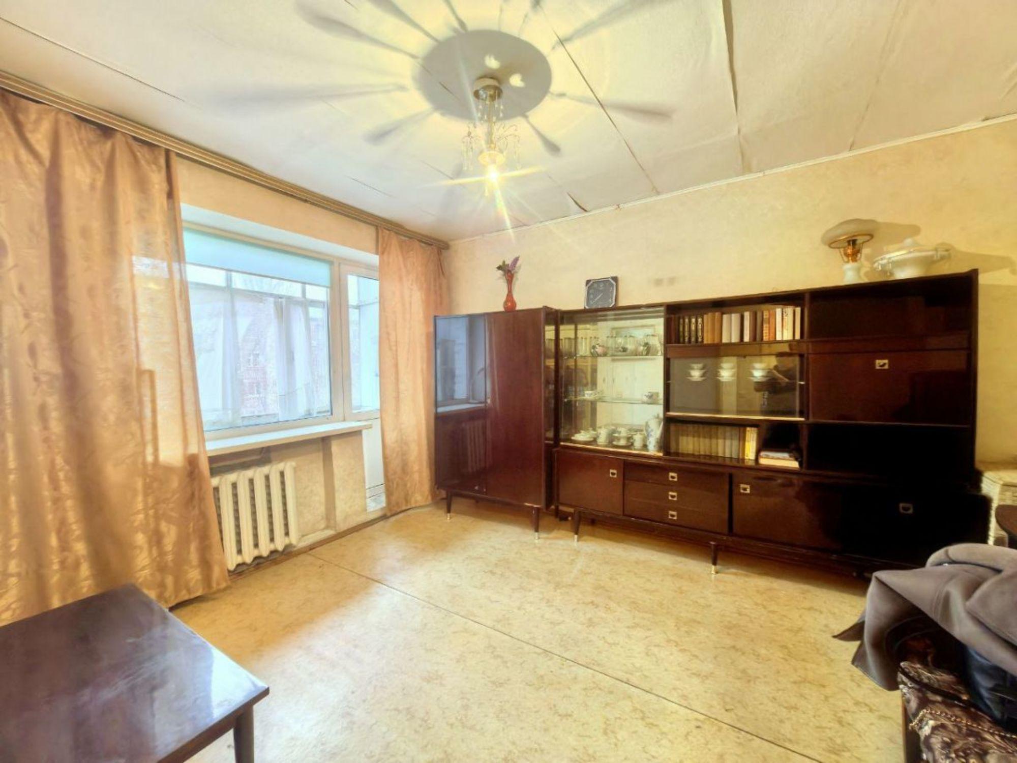 Купить квартиру за 2 250 000 рублей на Александра Матросова улица, 21