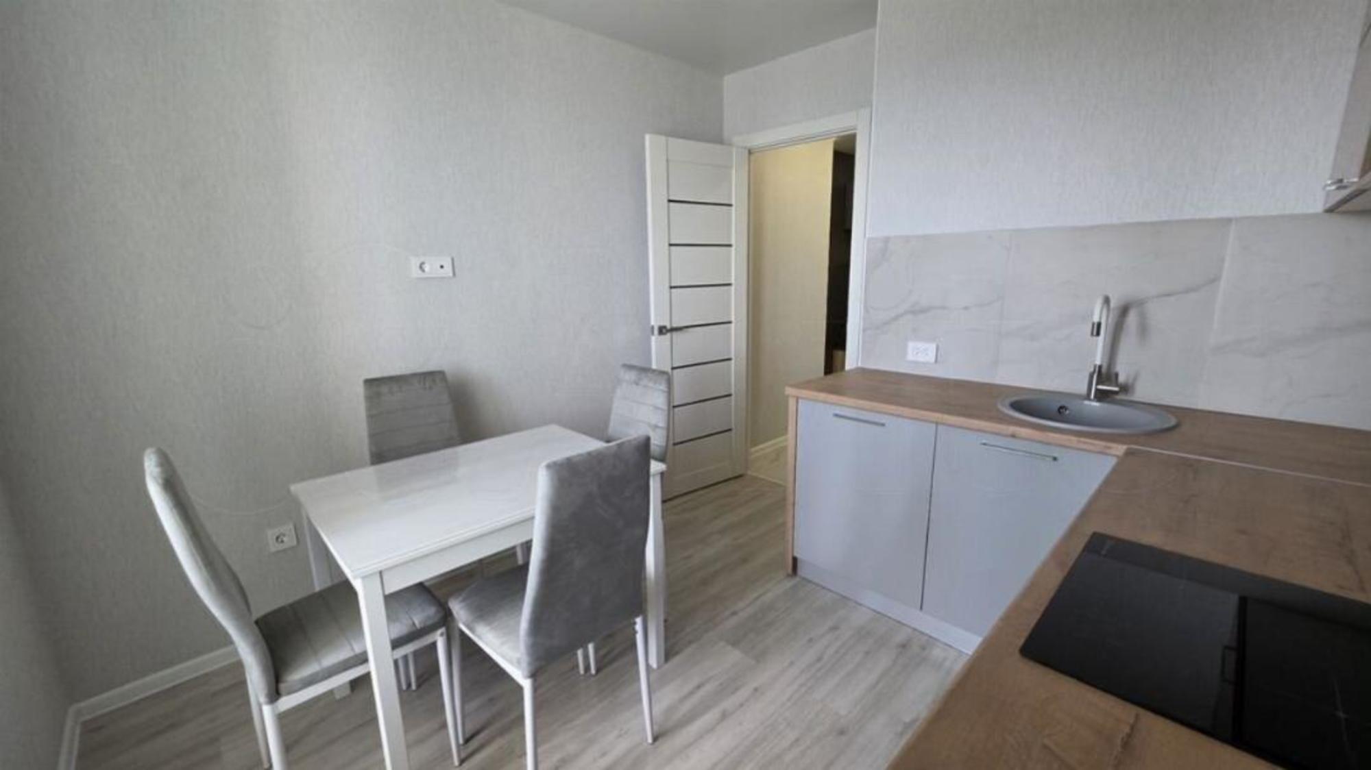 Сдать квартиру за 45 000 рублей на Советской Армии улица, 127кА