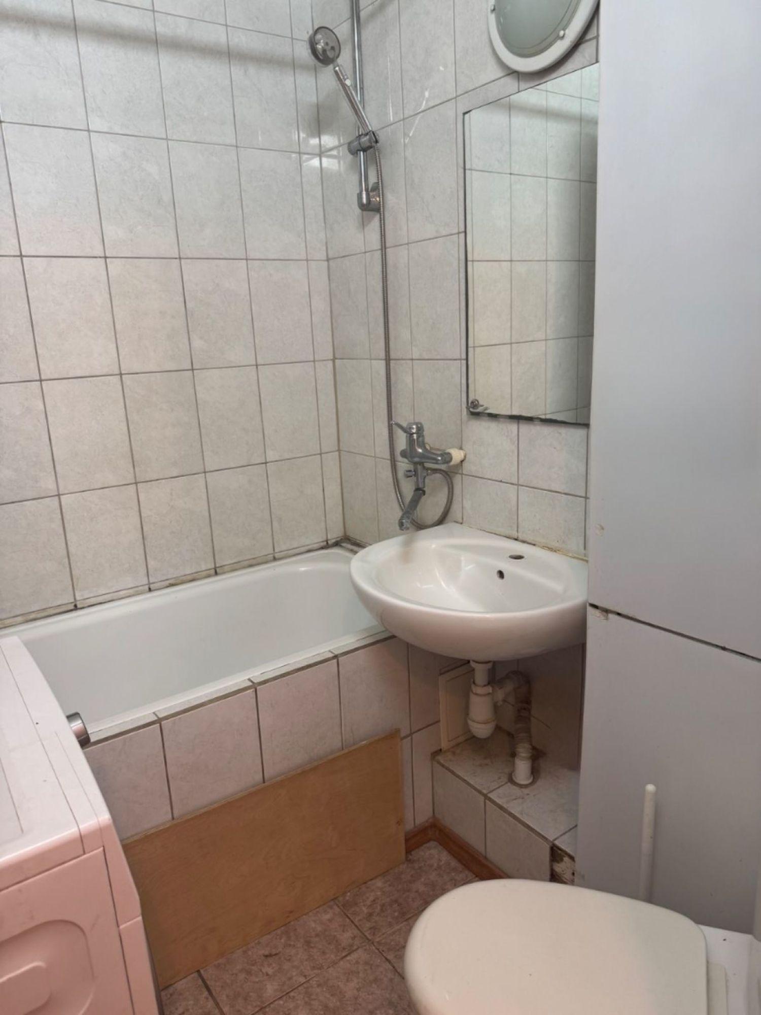 Купить квартиру за 3 850 000 рублей на Кирова проспект, 284