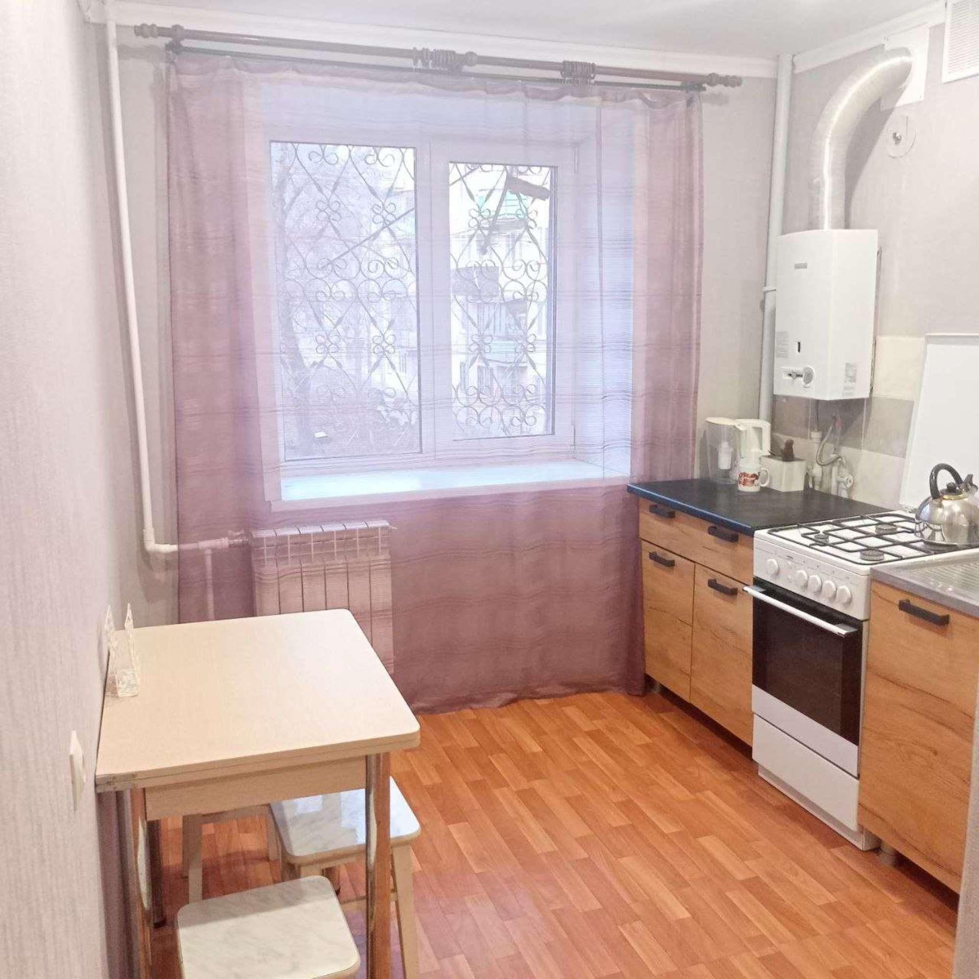 Сдать квартиру за 20 000 рублей на Балаковская улица, 18а