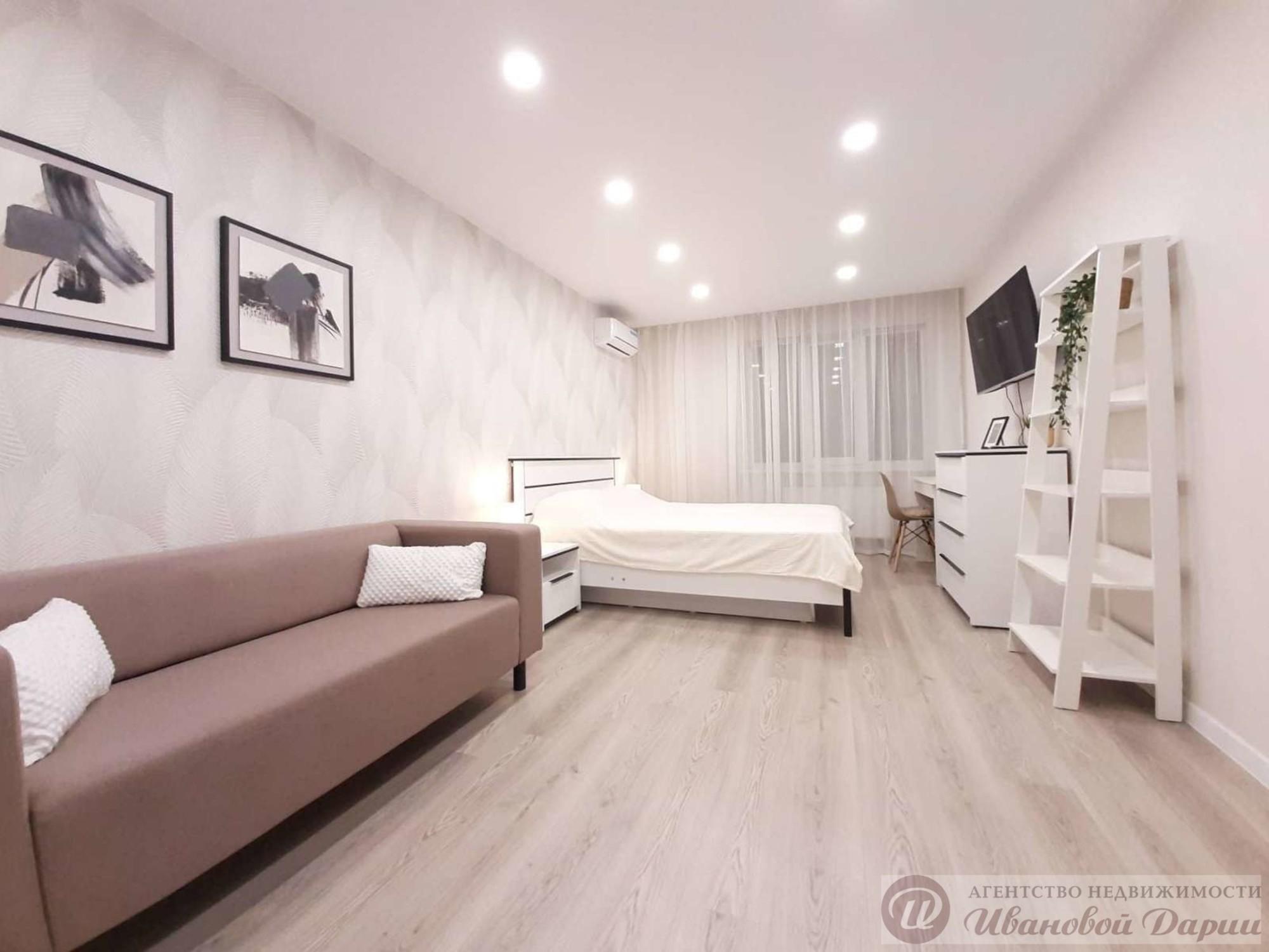 Сдать квартиру за 37 000 рублей на Революционная улица, 101вк2