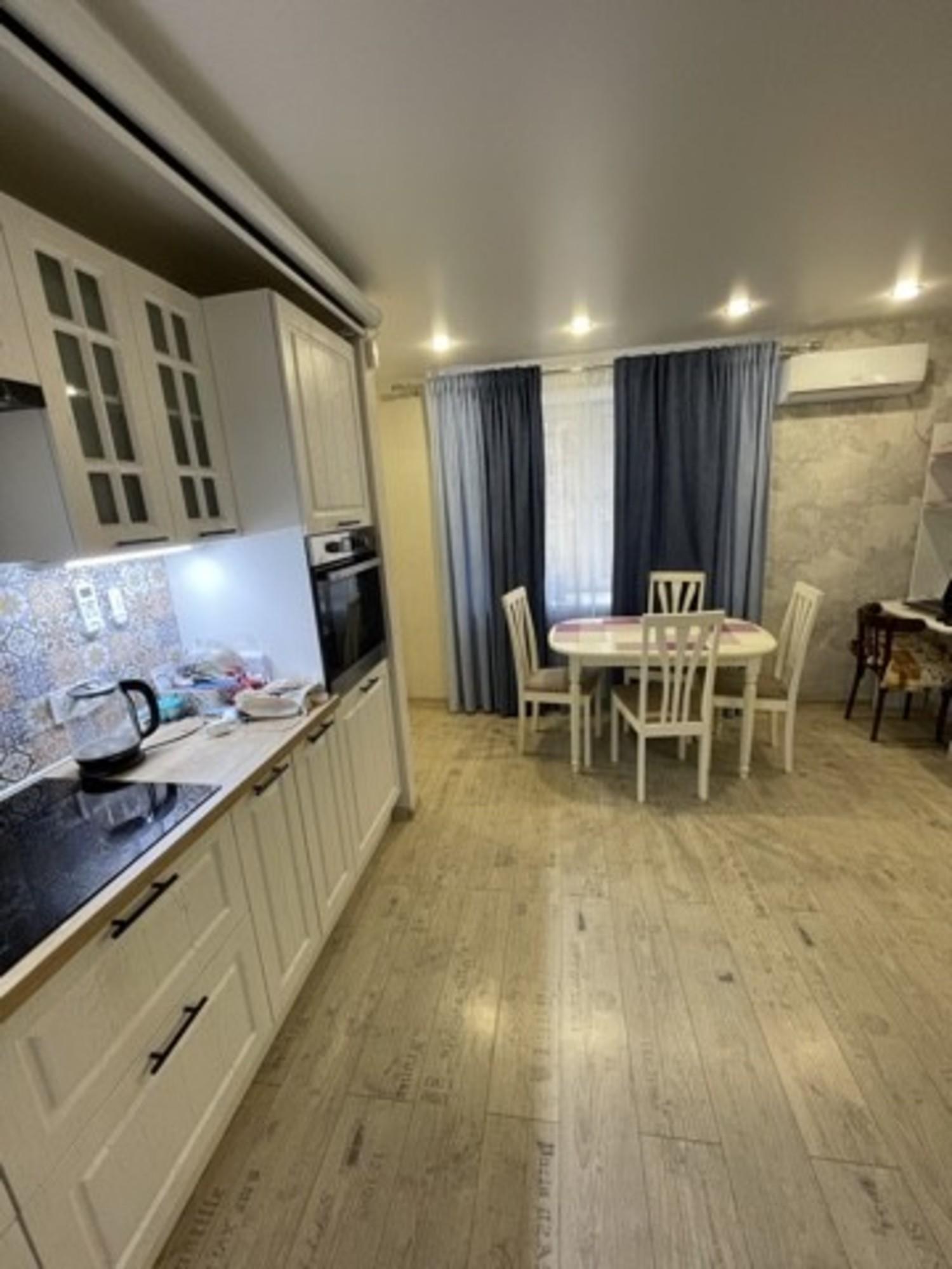 Купить квартиру за 14 400 000 рублей на Гая улица, 21