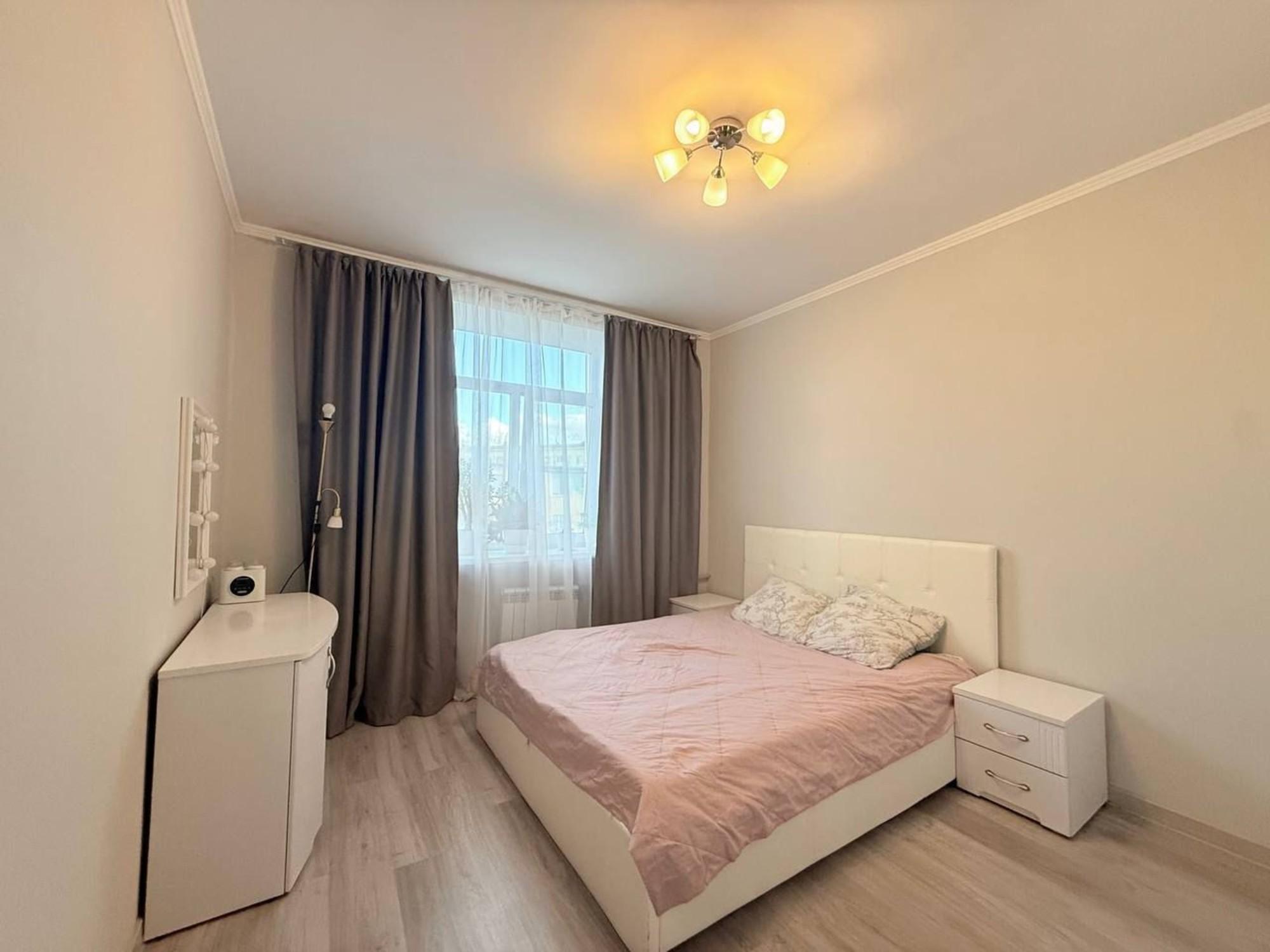 Купить квартиру за 4 350 000 рублей на Нефтяников улица, 22а