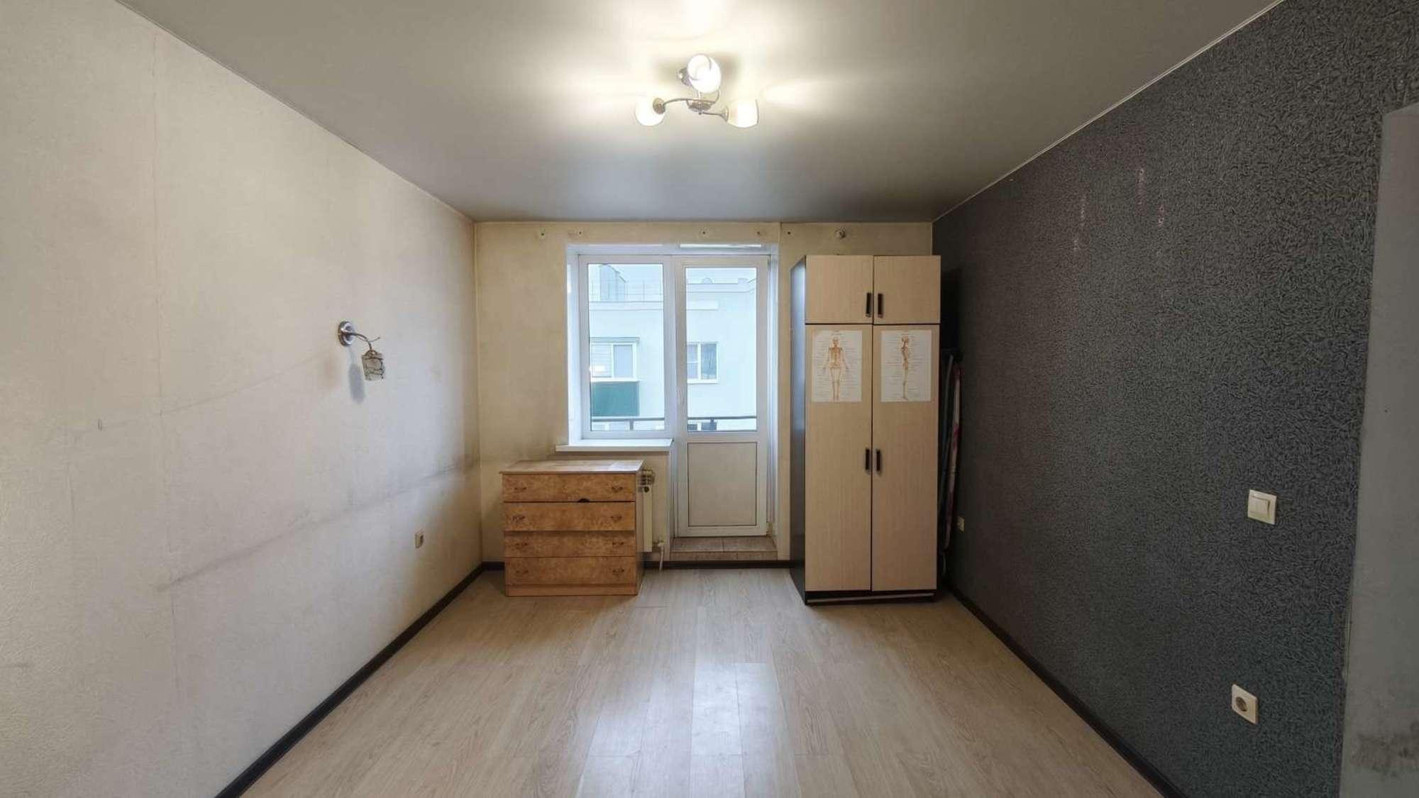 Купить квартиру за 2 450 000 рублей на Виталия Жалнина улица, 13