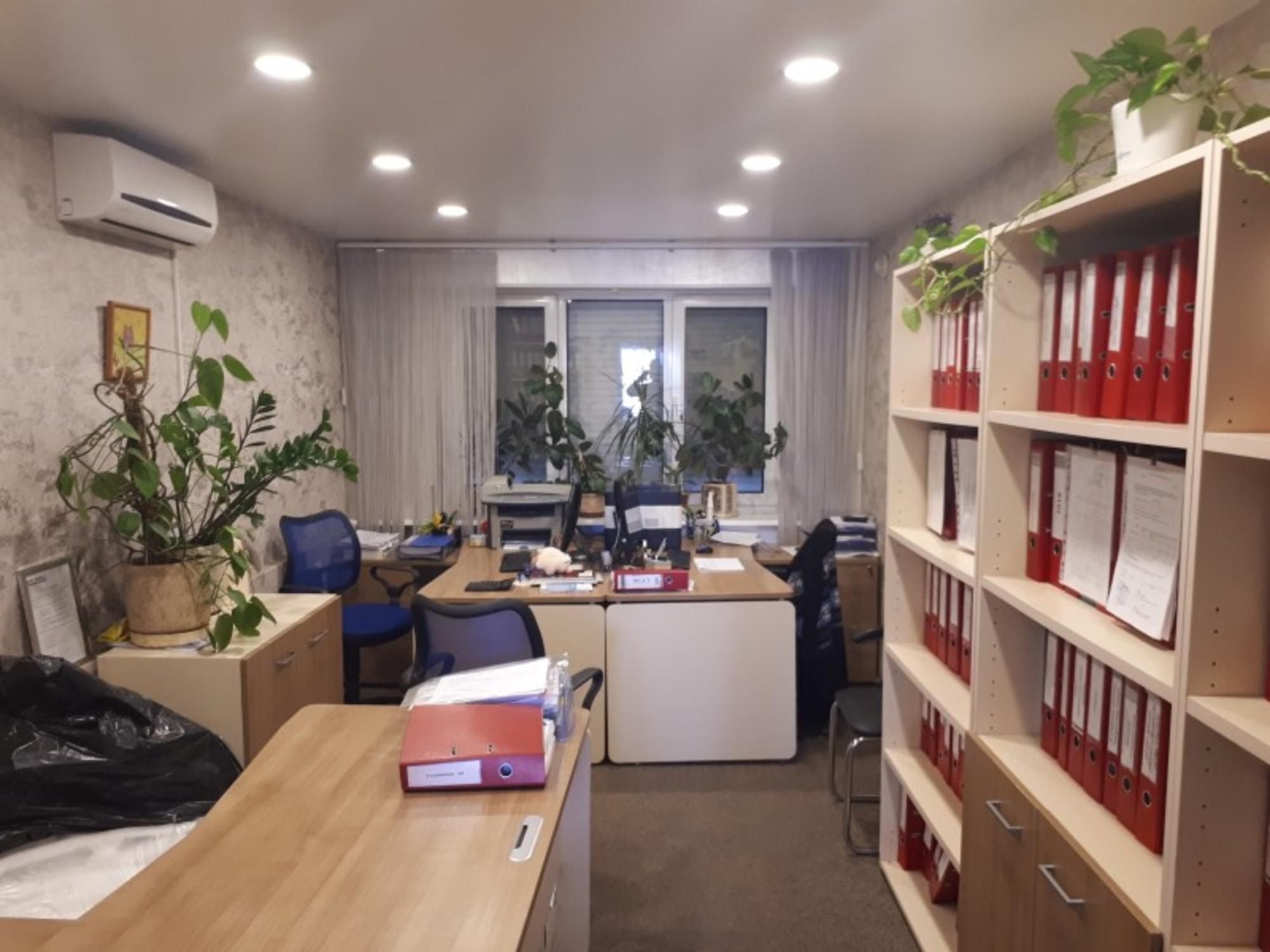 Купить торговое помещение за 12 000 000 рублей на Ново-Садовая улица, 273