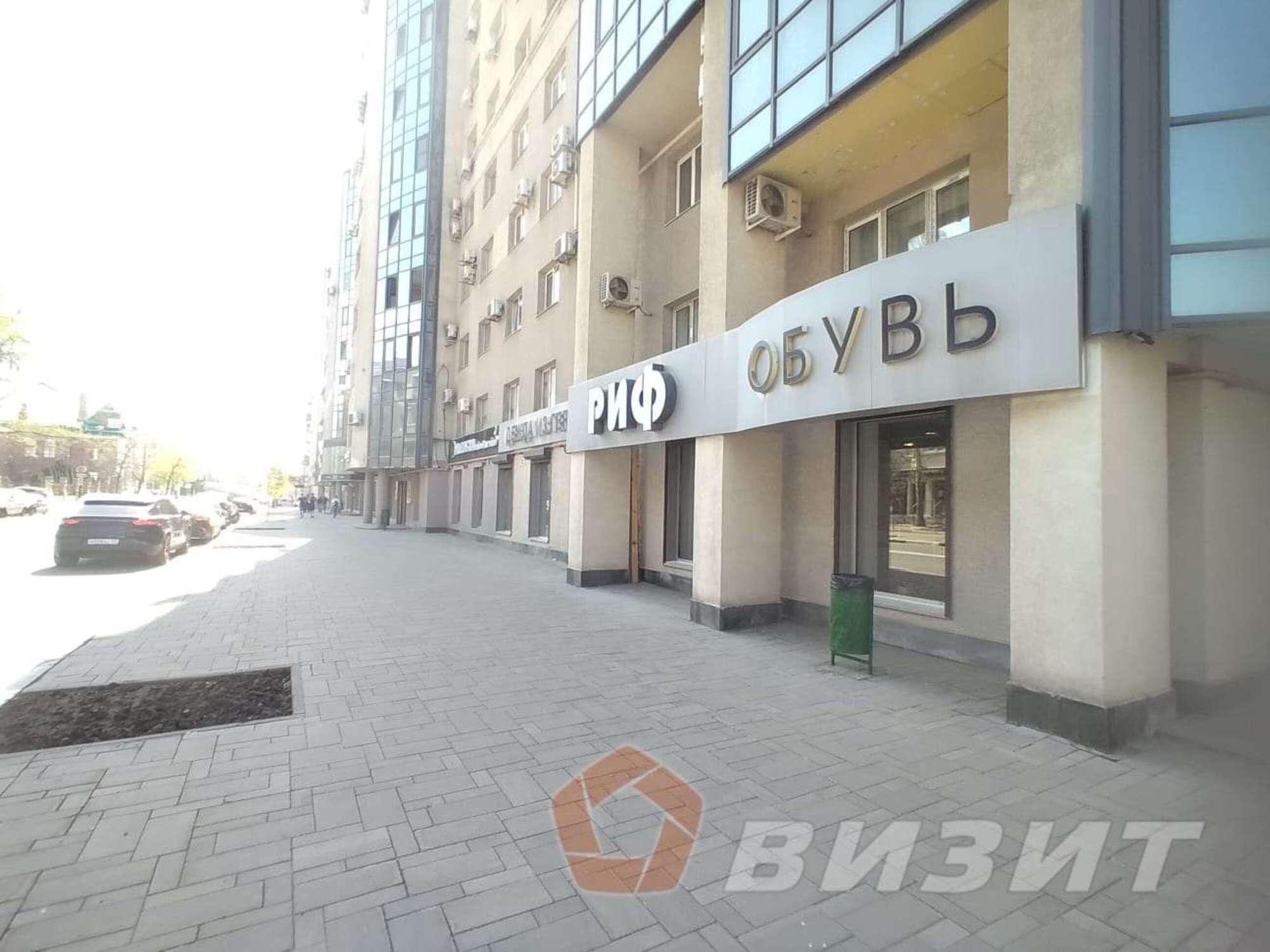 Купить торговое помещение за 17 800 000 рублей на Молодогвардейская улица, 170