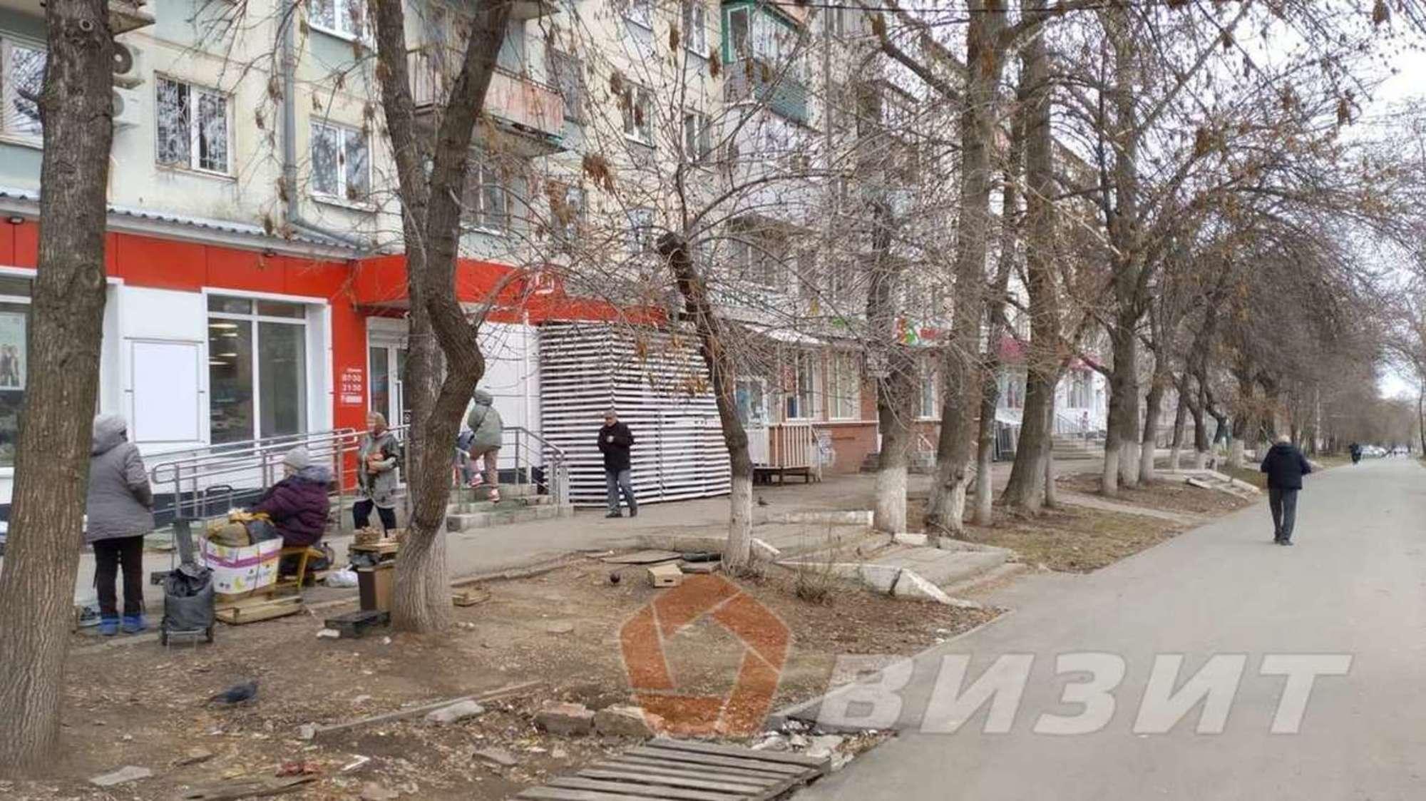 Купить торговое помещение за 11 300 000 рублей на Партизанская улица, 184