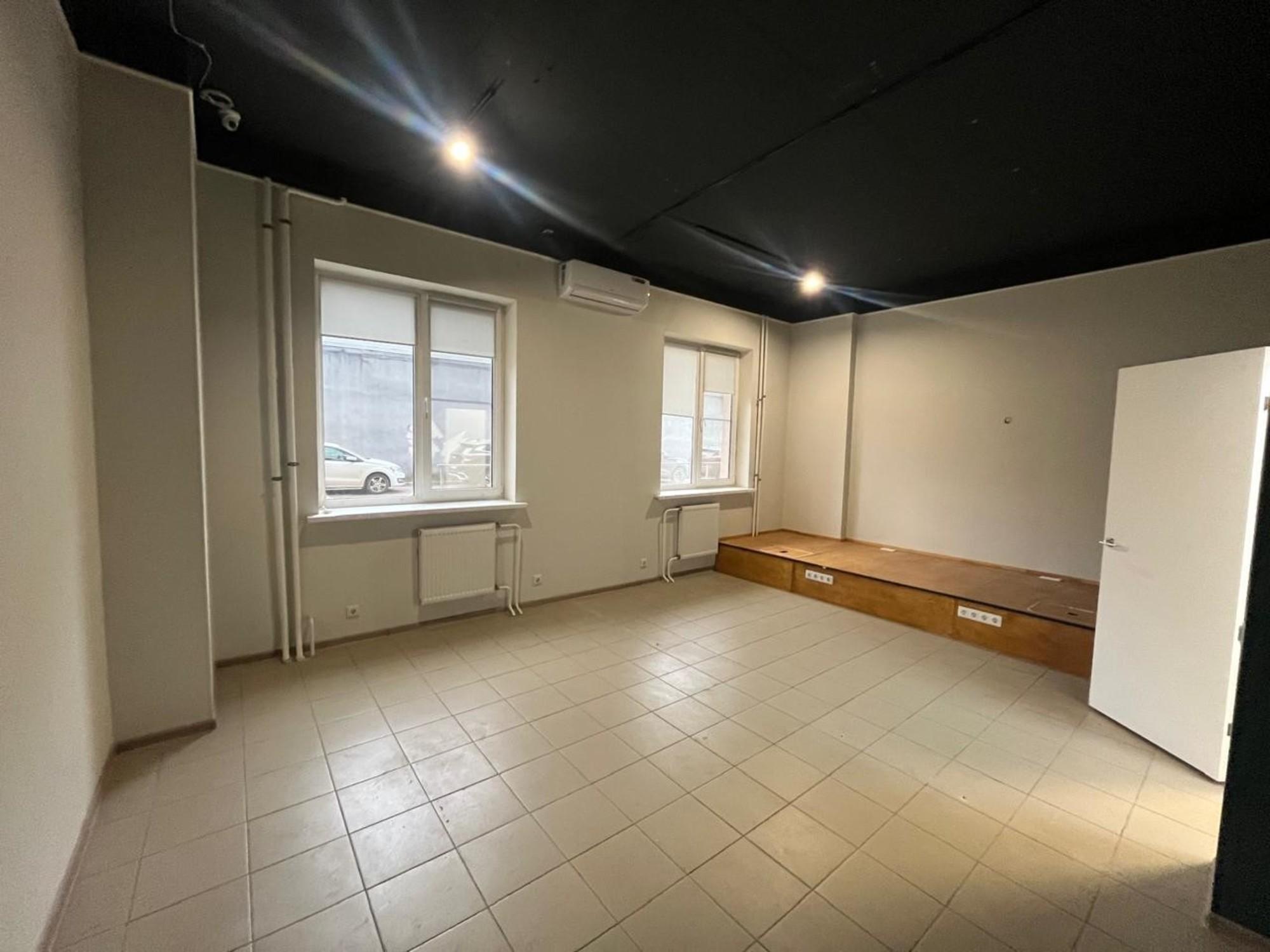 Сдать торговое помещение за 110 000 рублей на 3-й проезд, 50Б