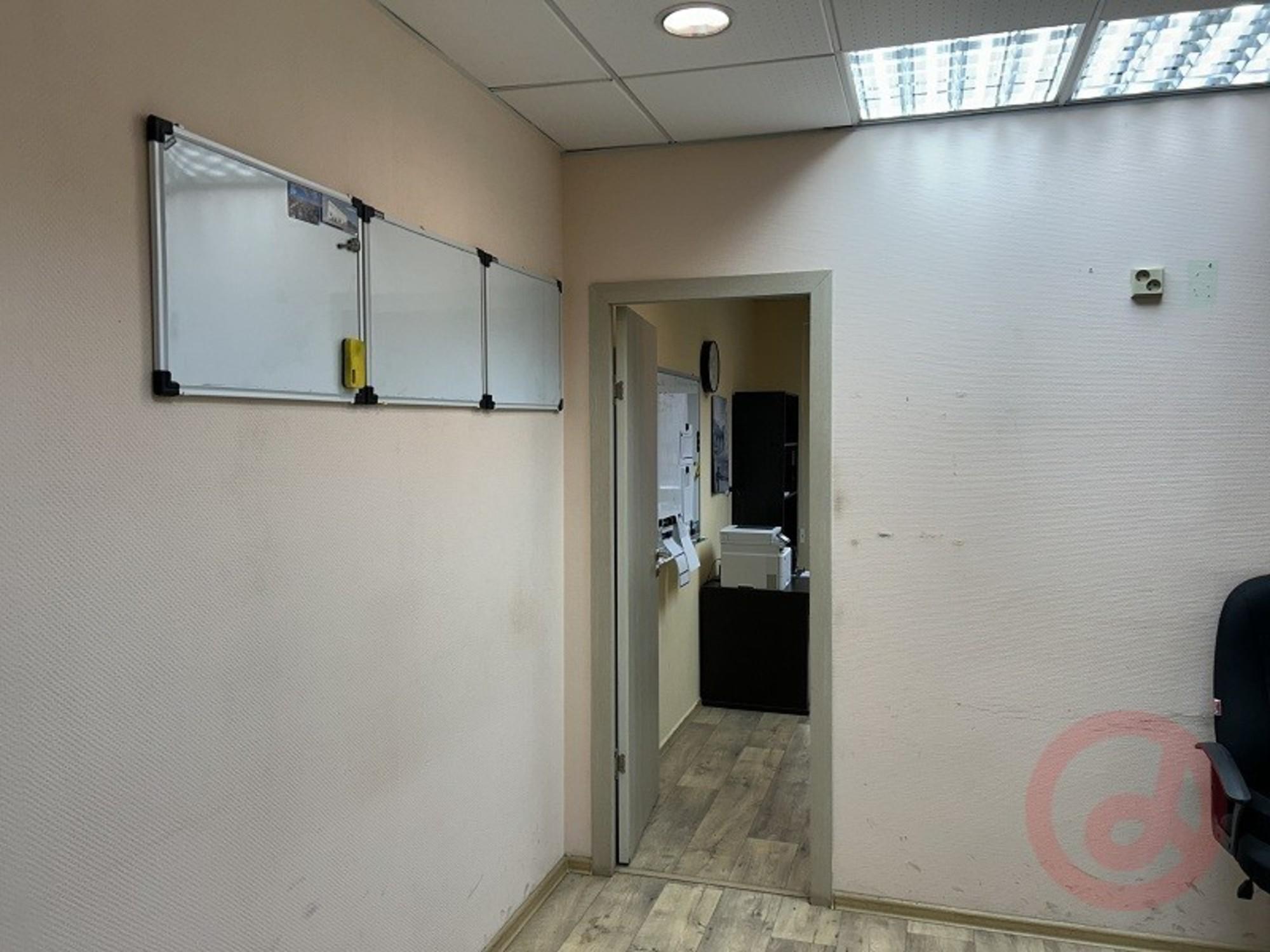 Сдать офис, помещение под офис за 18 000 рублей на Ново-Садовая улица, 220Б