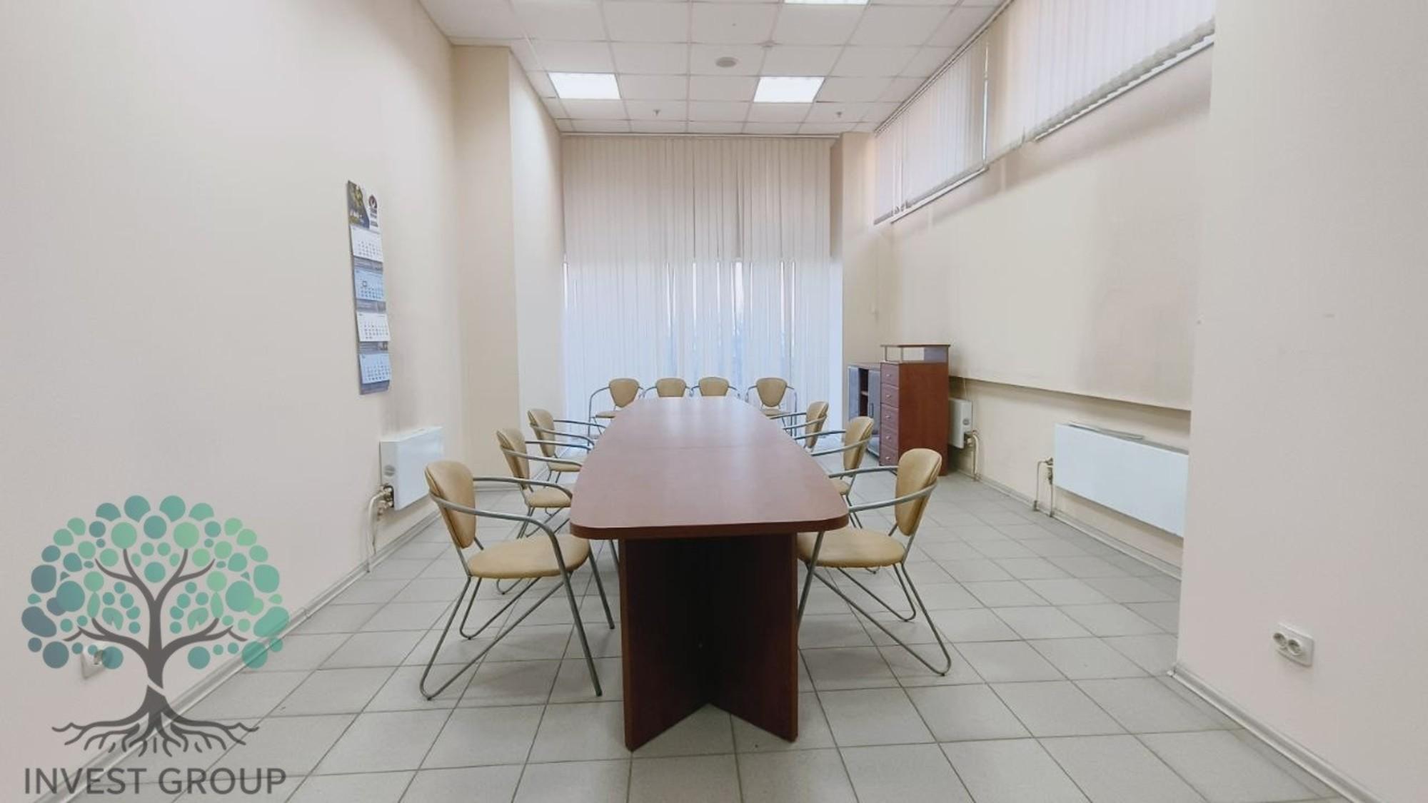 Сдать торговое помещение за 22 000 рублей на Заводское шоссе, 111