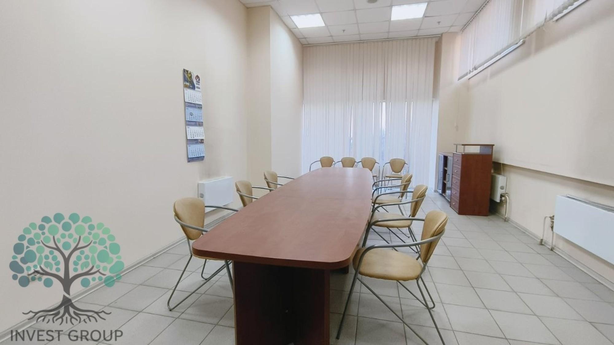 Сдать торговое помещение за 22 000 рублей на Заводское шоссе, 111