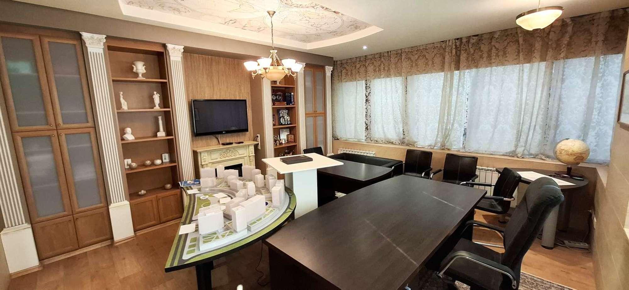 Сдать офис, помещение под офис за 75 000 рублей на Алексея Толстого улица, 78