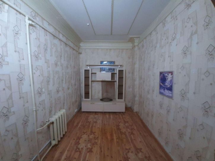 4-комн квартира Венцека улица, 31