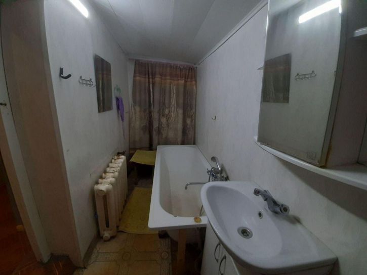 4-комн квартира Венцека улица, 31