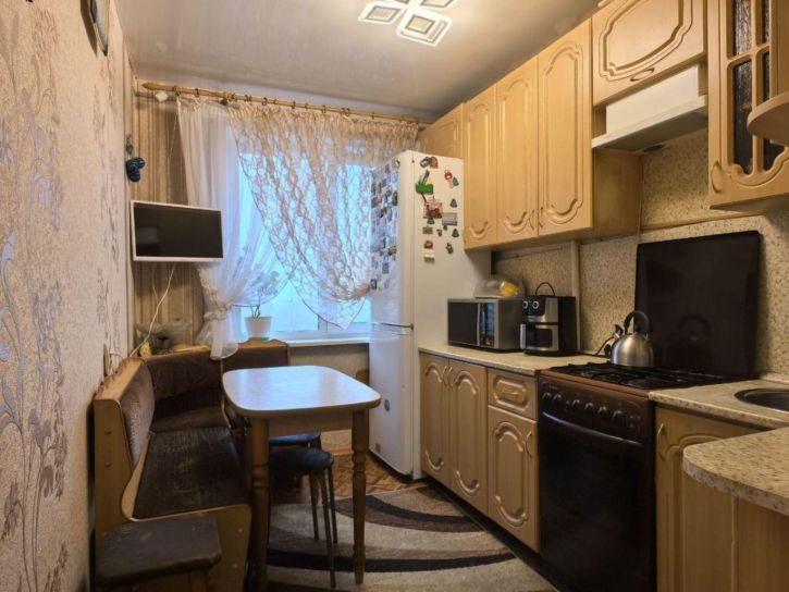 3-комн квартира Черемшанская улица, 256