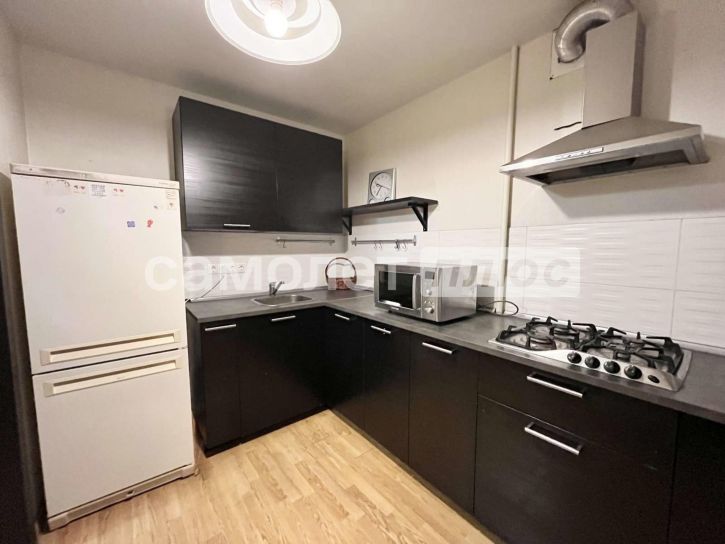 3-комн квартира Осипенко улица, 4