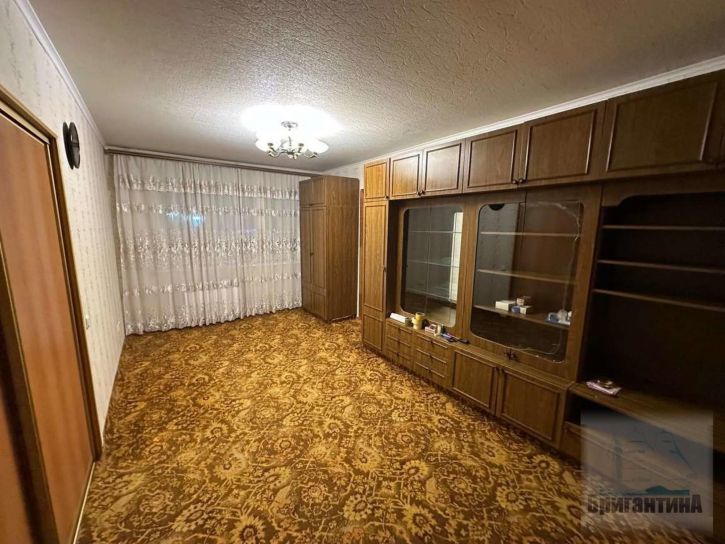 2-комн квартира Александра Матросова улица, 96