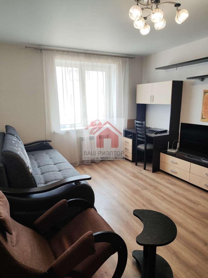 2-комн квартира Ивана Финютина бульвар, 68