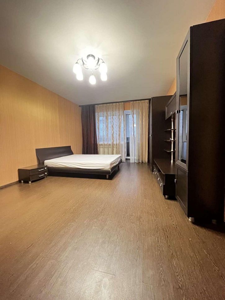 1-комн квартира 6-я просека, 142