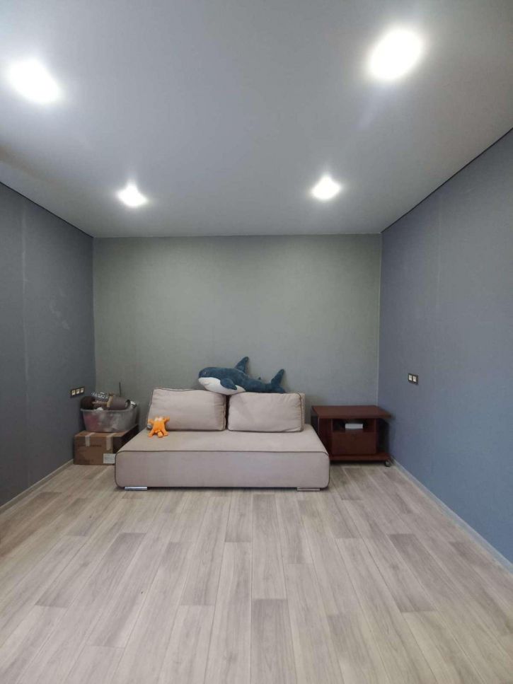 3-комн квартира Нефтяников улица, 16