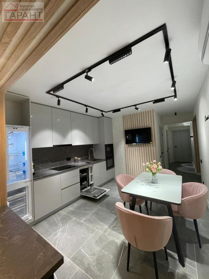 2-комн квартира Черемшанская улица, 162