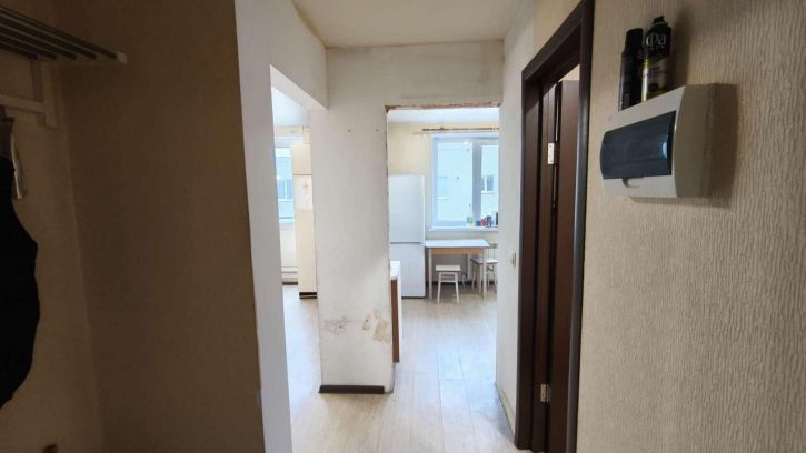 1-комн квартира Виталия Жалнина улица, 13