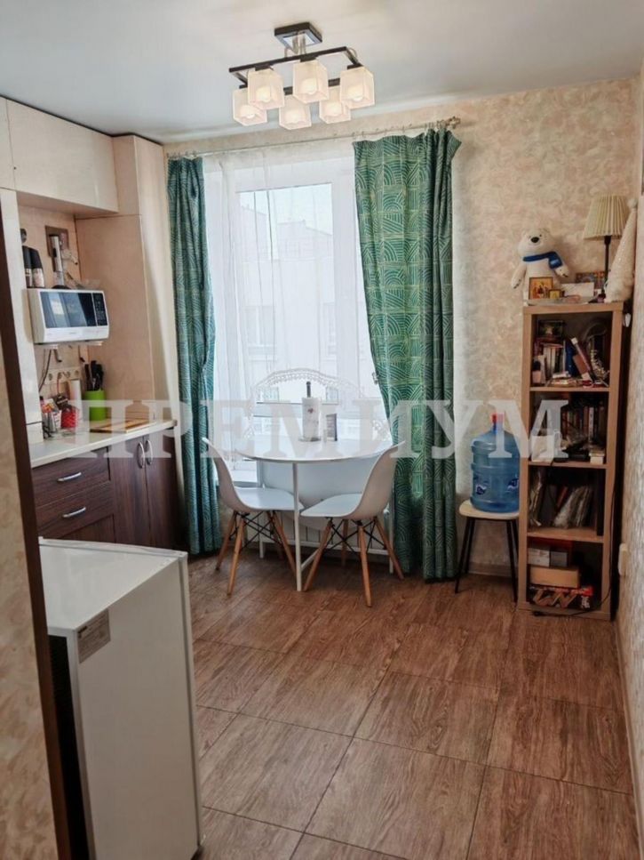 2-комн квартира Мира улица, 27