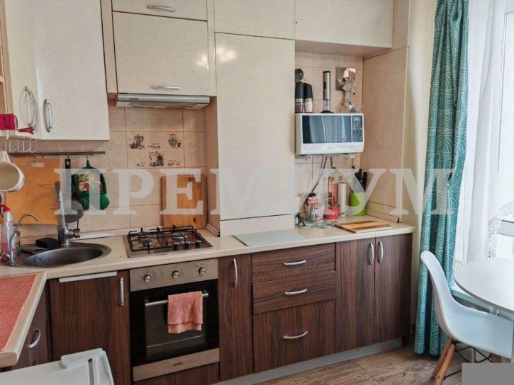 2-комн квартира Мира улица, 27