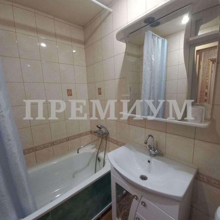 1-комн квартира Ивана Финютина бульвар, 49