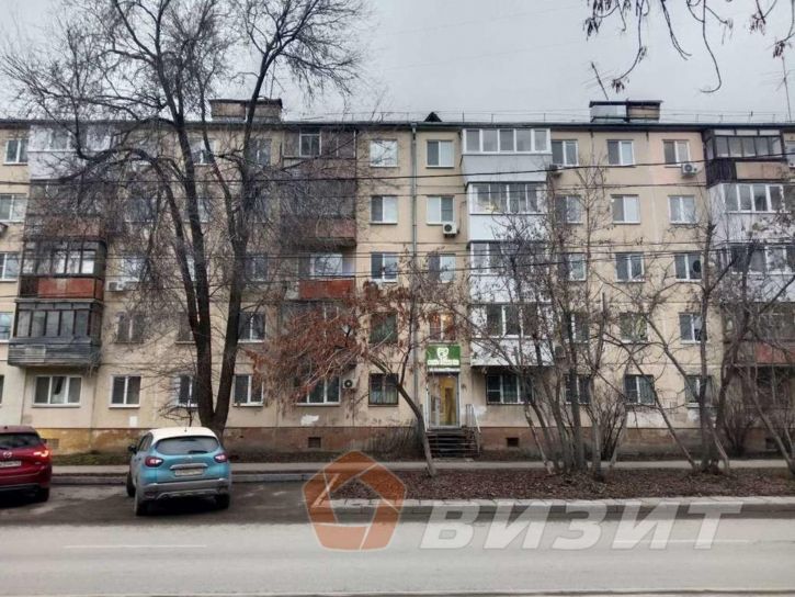 Торговое помещение Мориса Тореза улица, 48